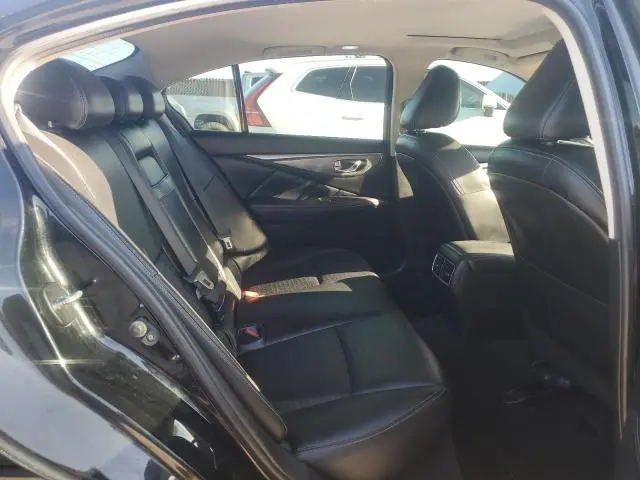 2017 INFINITI Q50 RED SPORT 400  