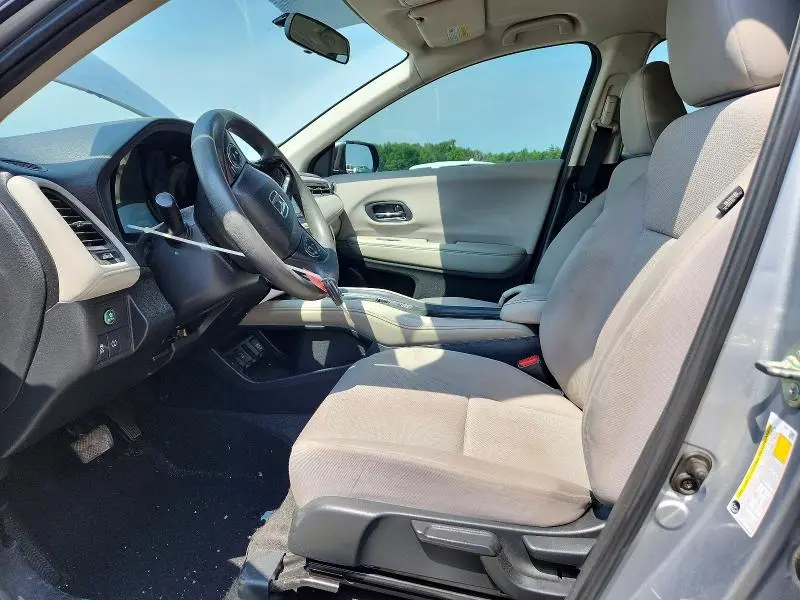 2017 HONDA HR-V LX  