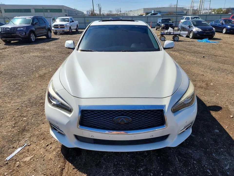 2016 INFINITI Q50 3.0T PREMIUM  