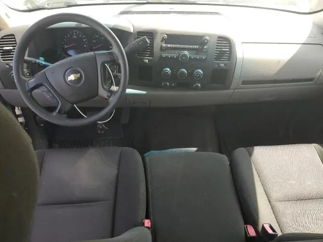 2011 CHEVROLET SILVERADO C1500 LS  