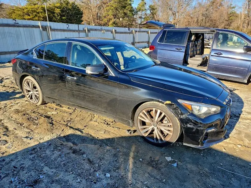 2019 INFINITI Q50 LUXE  