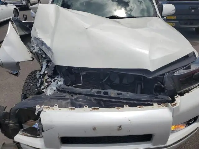 2011 TOYOTA 4RUNNER SR5  