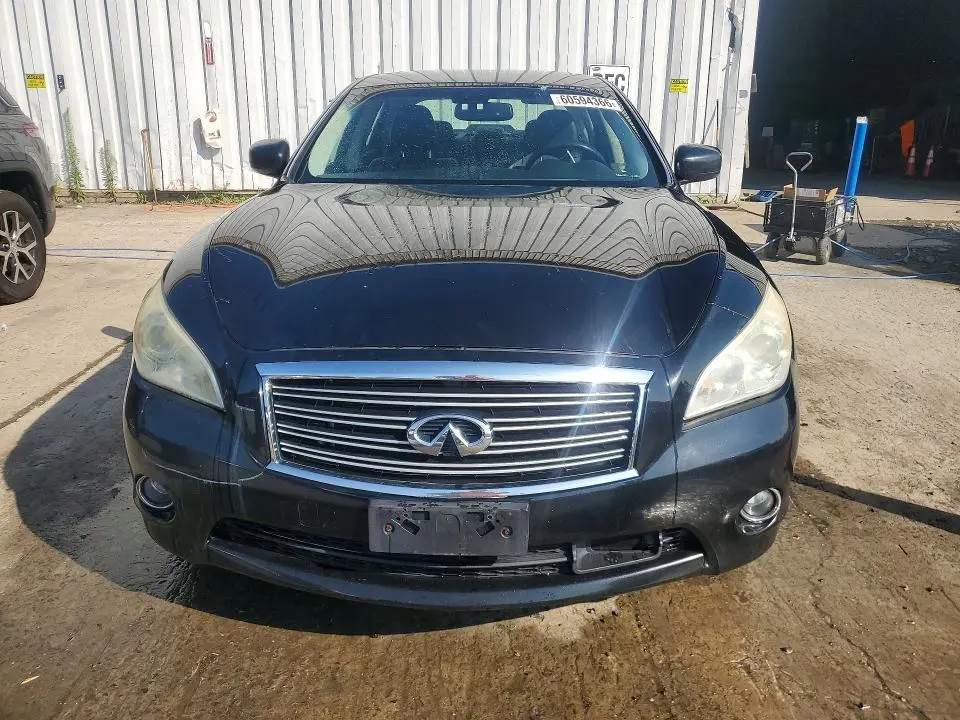 2012 INFINITI M37 X  