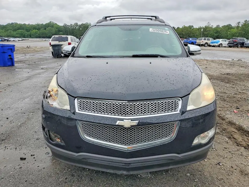 2011 CHEVROLET TRAVERSE LT  