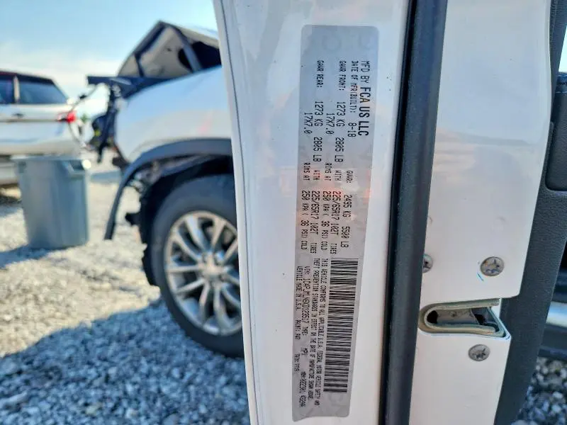 2019 JEEP CHEROKEE LATITUDE PLUS  