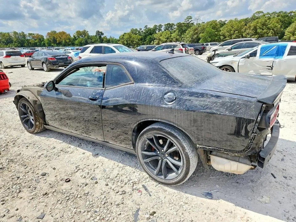 2016 DODGE CHALLENGER SXT  