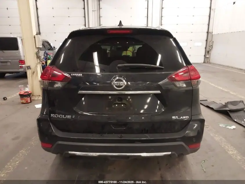 2019 NISSAN ROGUE SL