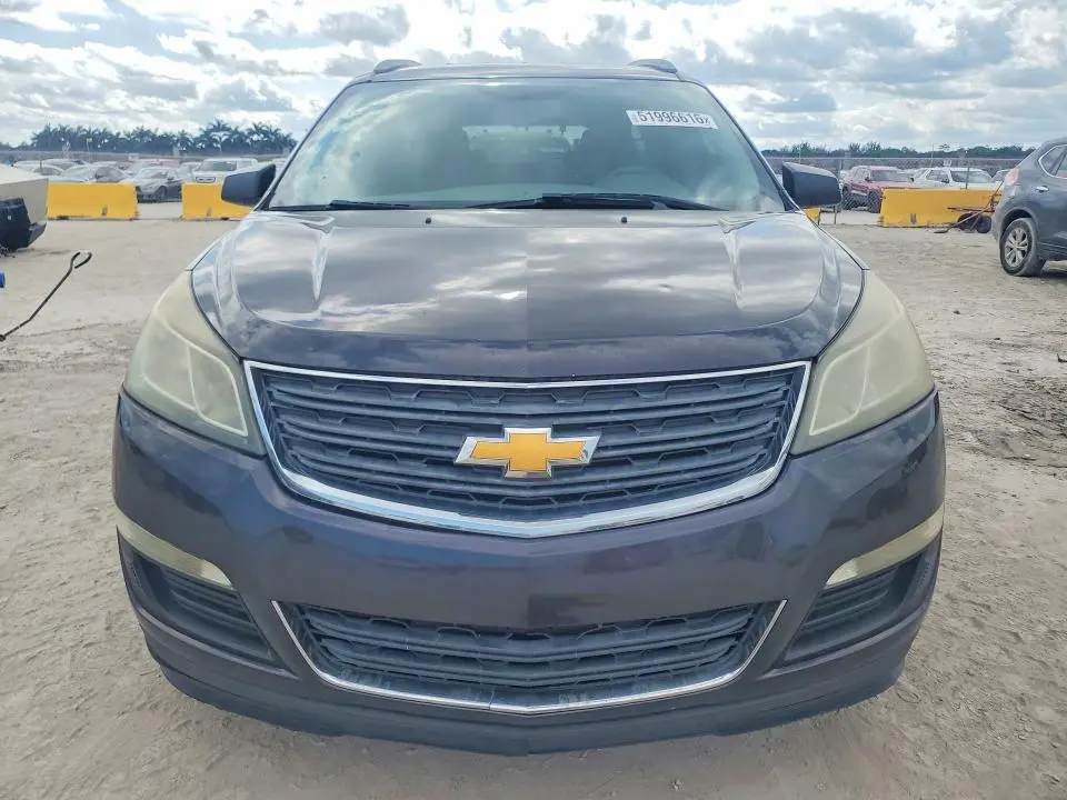 2015 CHEVROLET TRAVERSE LS  