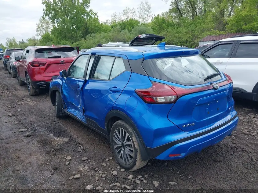 2023 NISSAN KICKS SV XTRONIC CVT