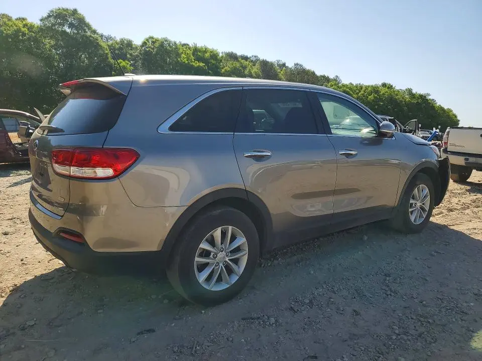 2017 KIA SORENTO L  