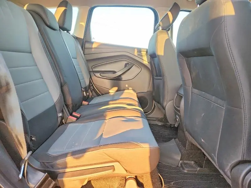 2018 FORD ESCAPE S  