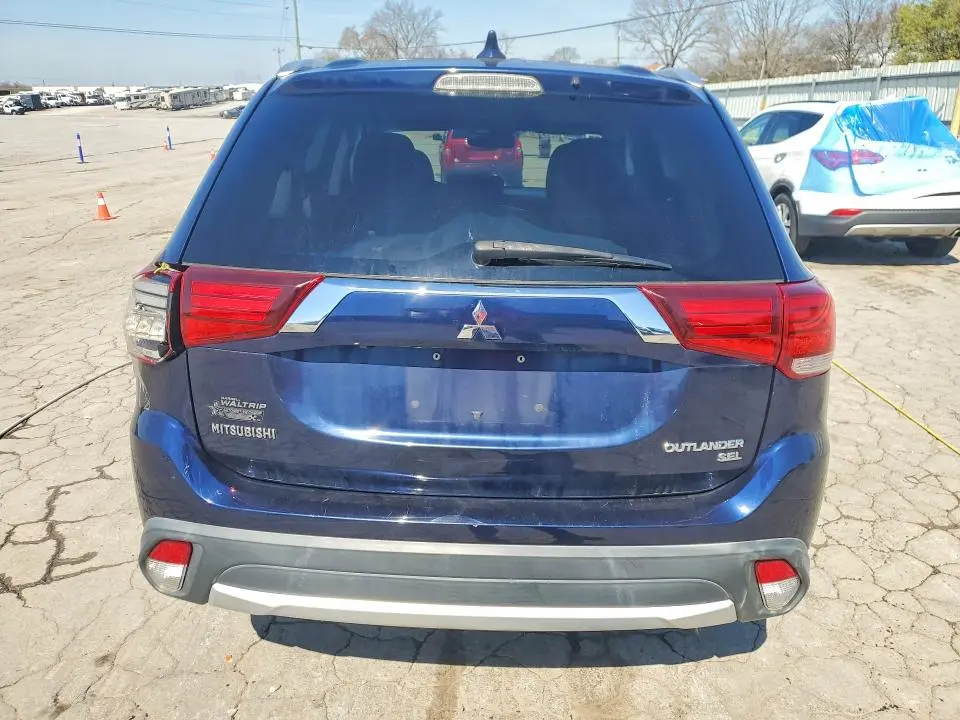 2017 MITSUBISHI OUTLANDER SE  
