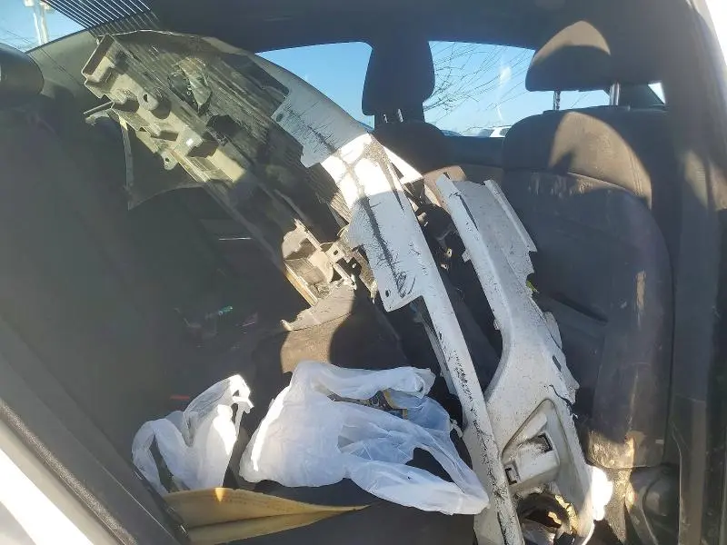 2012 DODGE CHARGER SXT  