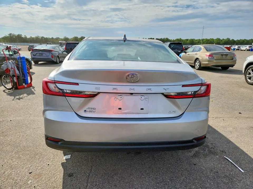 2026 TOYOTA CAMRY LE  