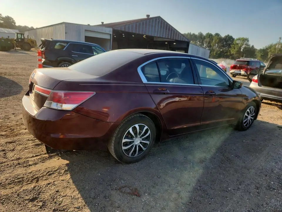 2011 HONDA ACCORD LX  