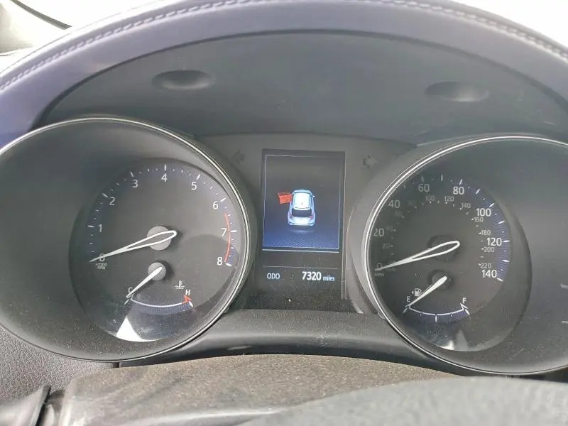 2020 TOYOTA C-HR XLE  
