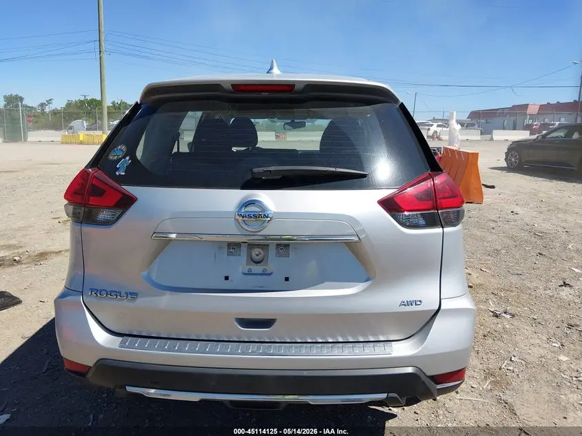 2017 NISSAN ROGUE S
