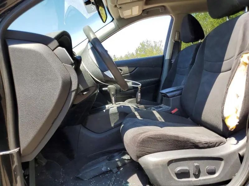 2014 NISSAN ROGUE S  