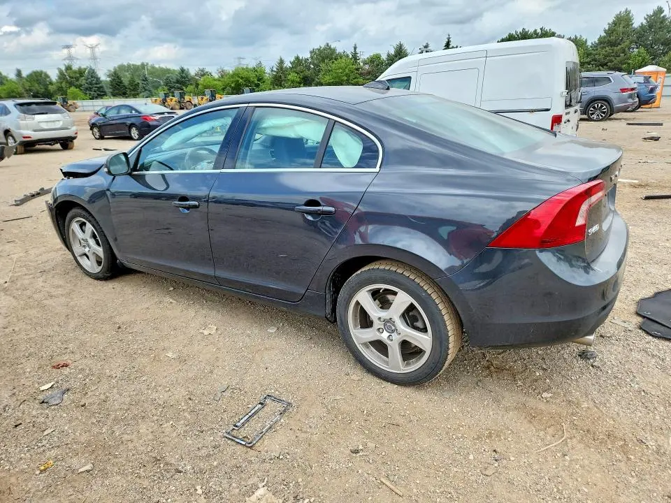 2013 VOLVO S60 T5  