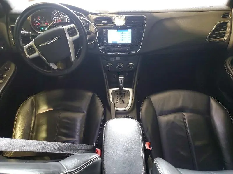 2011 CHRYSLER 200 LIMITED  
