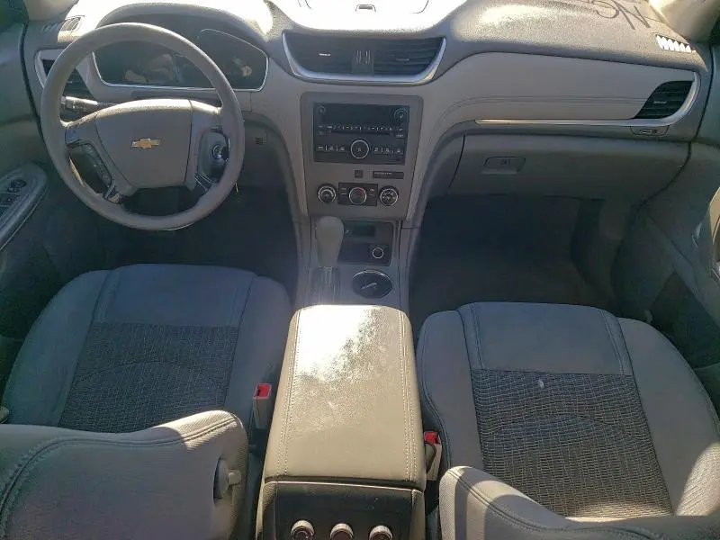 2013 CHEVROLET TRAVERSE LS  