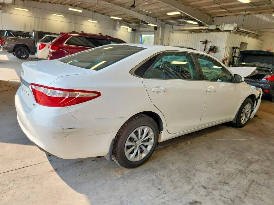 2017 TOYOTA CAMRY LE  