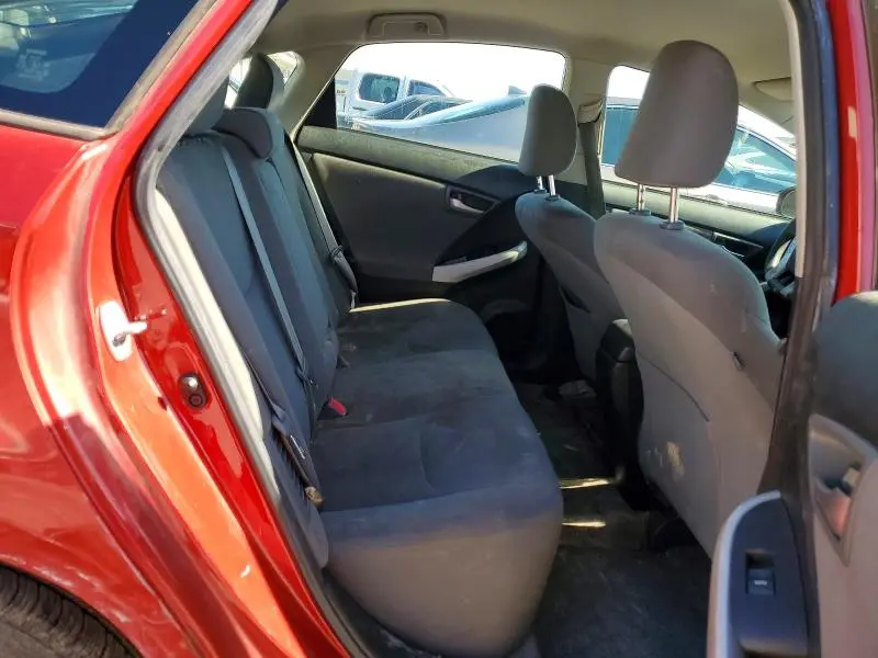 2013 TOYOTA PRIUS TWO  