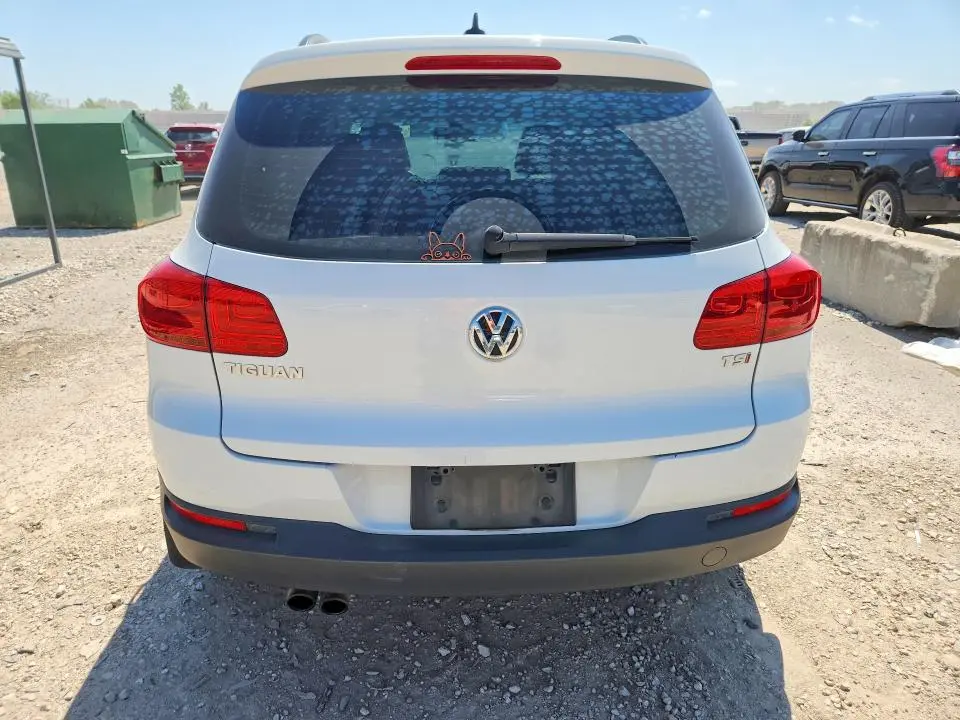2017 VOLKSWAGEN TIGUAN S  