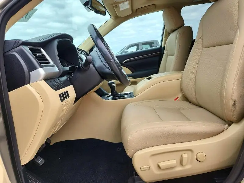 2014 TOYOTA HIGHLANDER LIMITED  