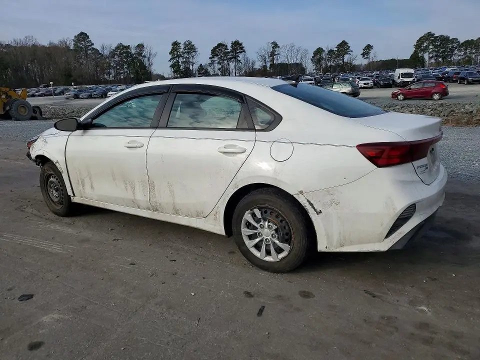 2024 KIA FORTE LX  
