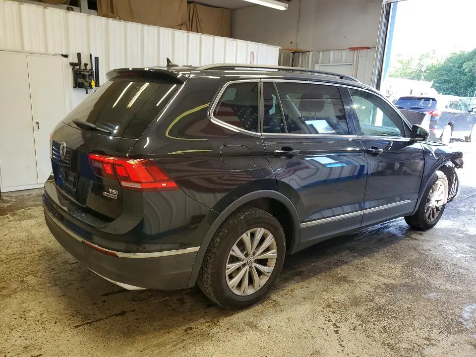 2018 VOLKSWAGEN TIGUAN SE  
