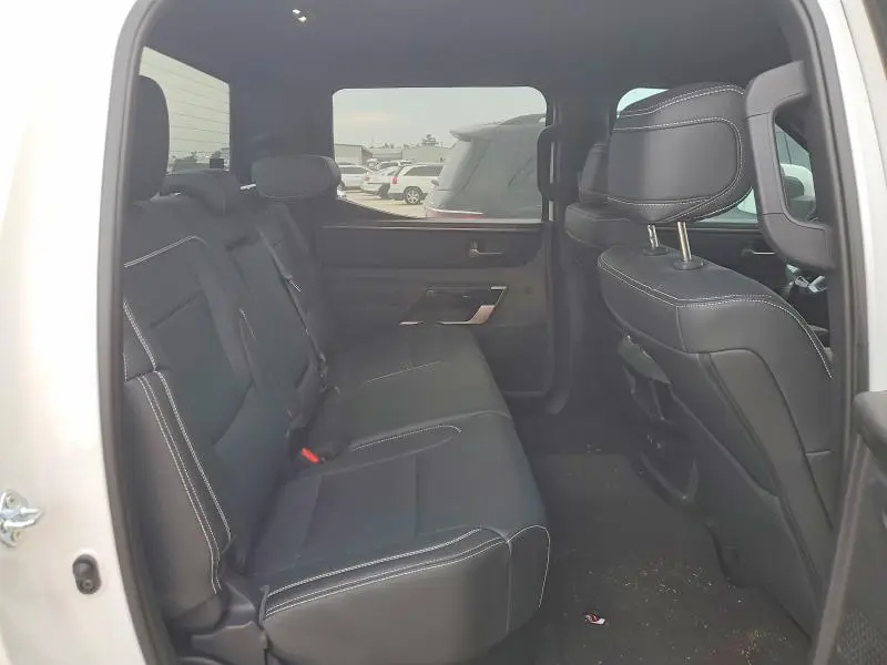 2026 TOYOTA TUNDRA CREWMAX LIMITED  