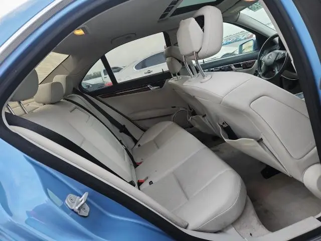 2011 MERCEDES-BENZ C 300  