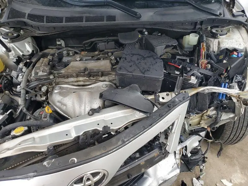 2010 TOYOTA CAMRY LE  