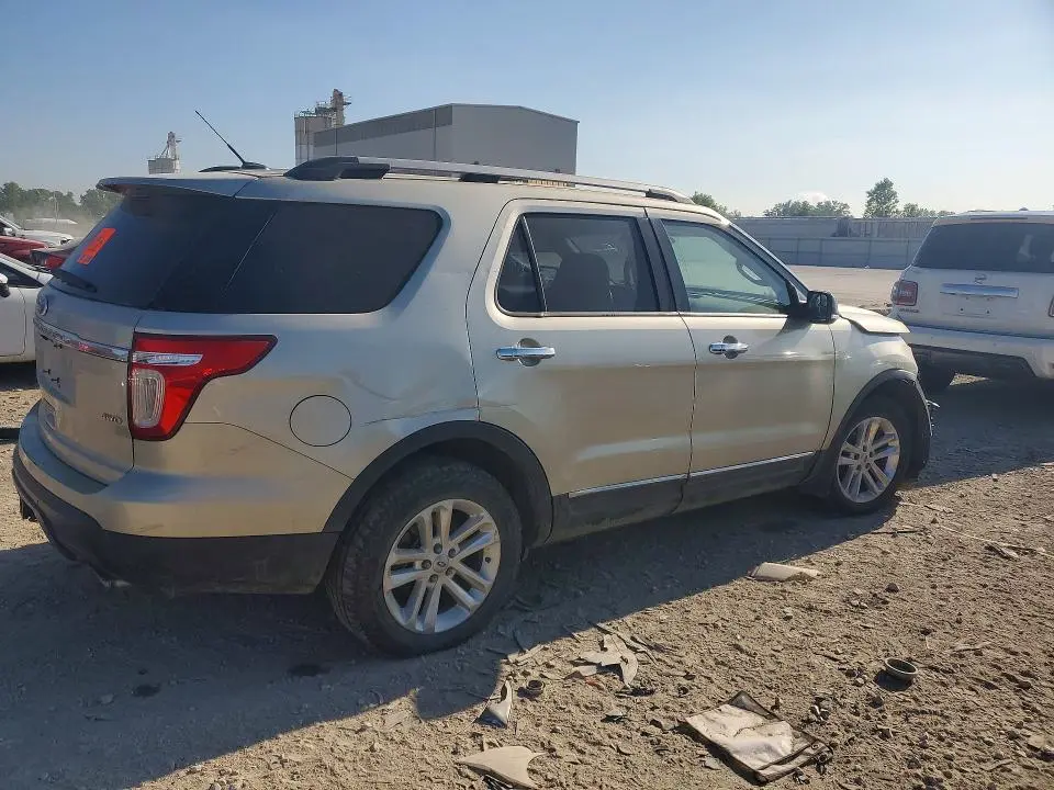 2011 FORD EXPLORER XLT  