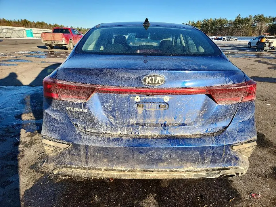 2021 KIA FORTE FE  