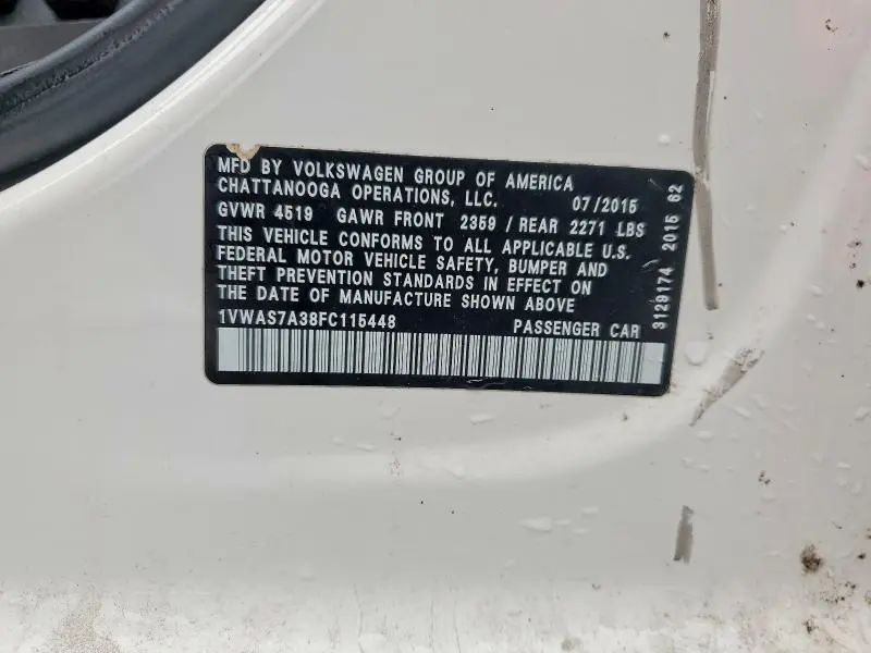 2015 VOLKSWAGEN PASSAT S  