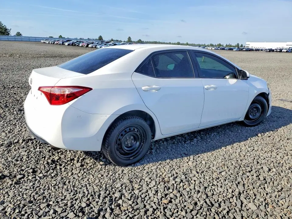 2017 TOYOTA COROLLA L  