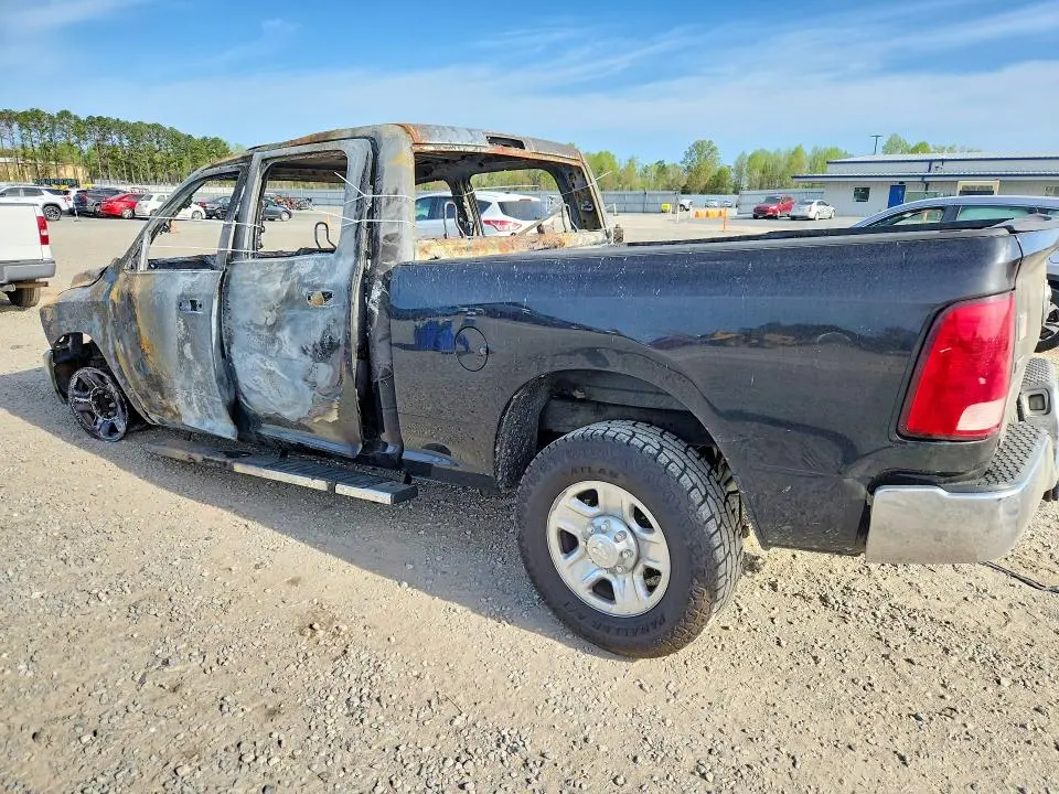 2015 RAM 2500 SLT  
