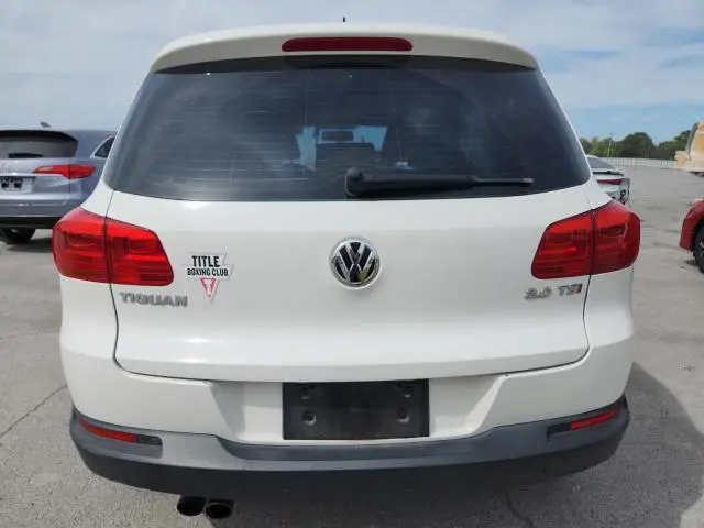 2014 VOLKSWAGEN TIGUAN S  