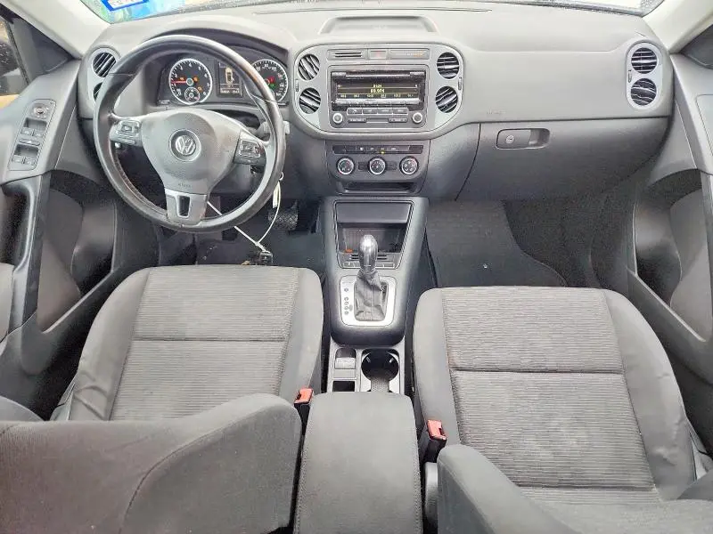 2014 VOLKSWAGEN TIGUAN S  