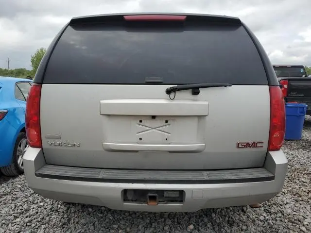 2012 GMC YUKON SLE  