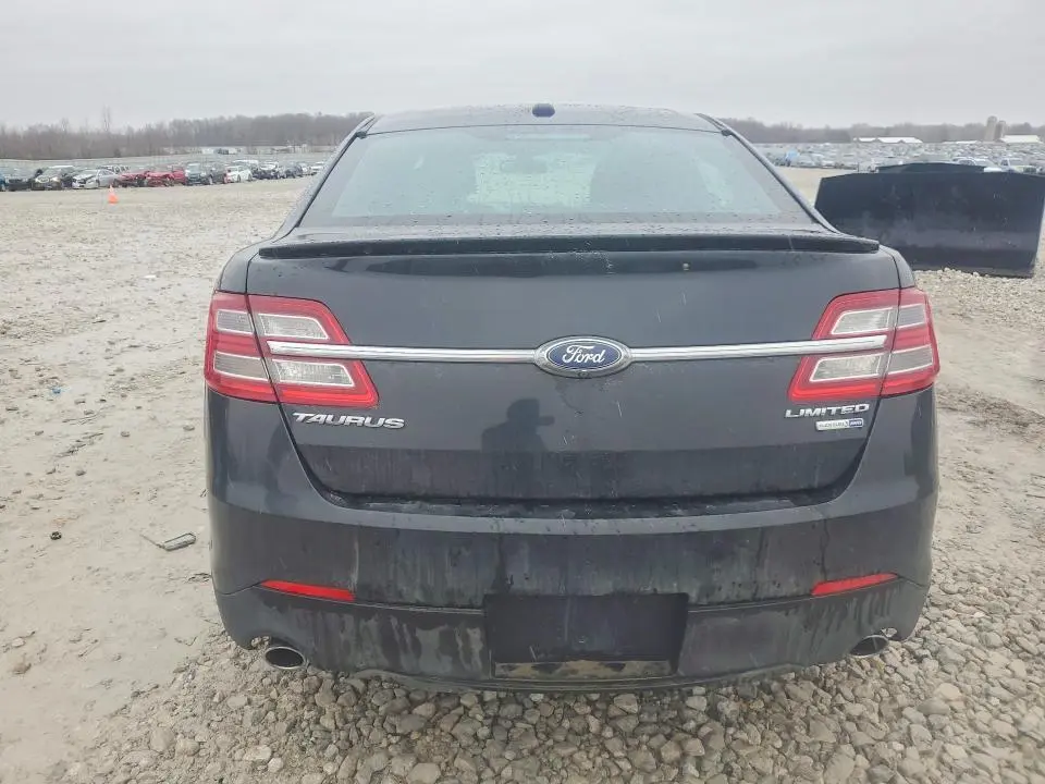 2015 FORD TAURUS LIMITED  