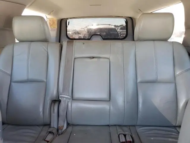 2011 CHEVROLET SUBURBAN C1500 LT  