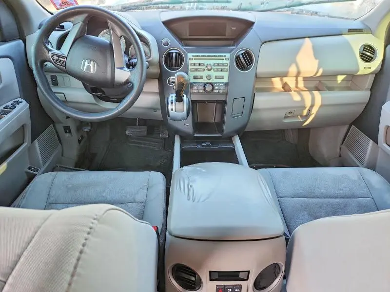 2011 HONDA PILOT LX  