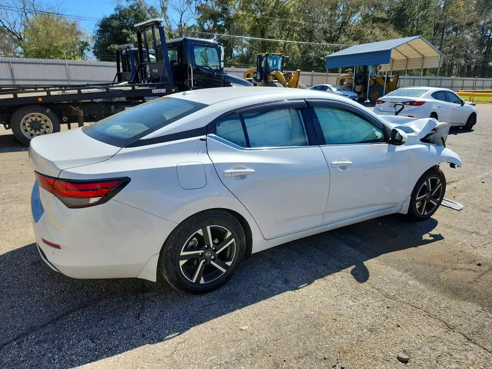 2025 NISSAN SENTRA   