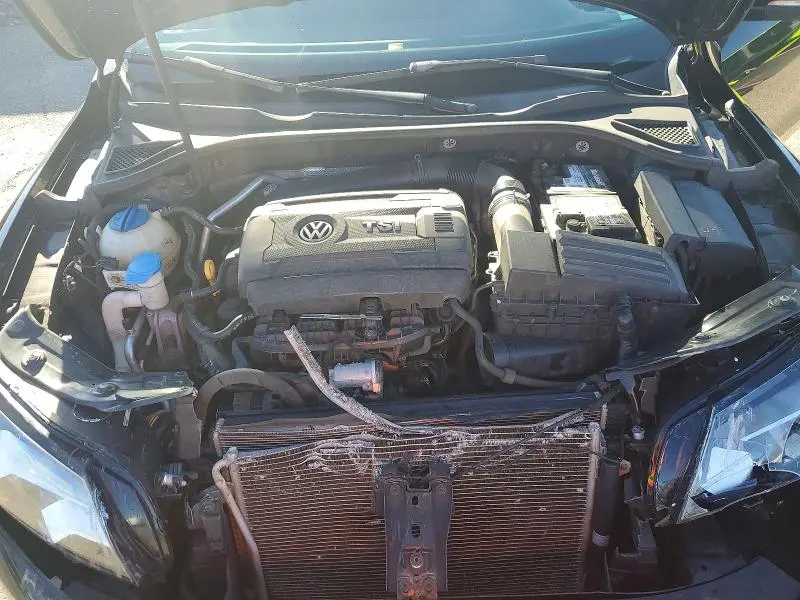 2015 VOLKSWAGEN PASSAT S  