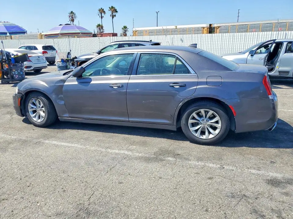 2015 CHRYSLER 300 LIMITED  