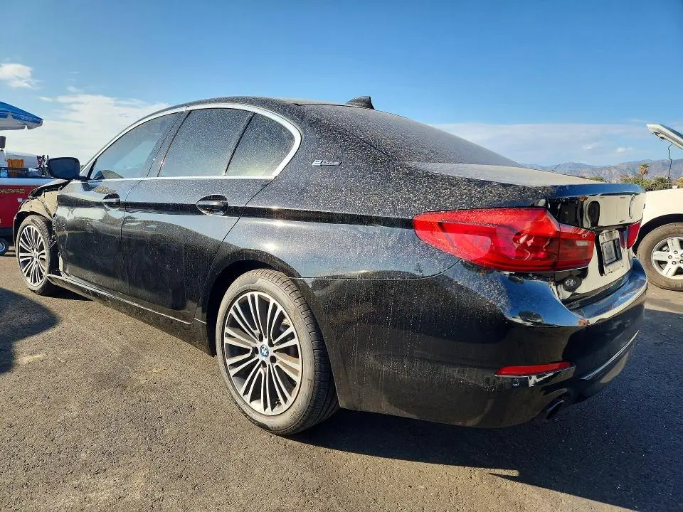 2019 BMW 530E   