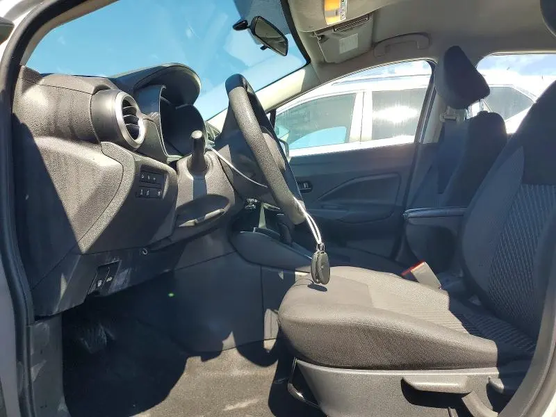 2020 NISSAN VERSA S  